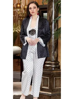 Sieviešu Pidžamas Komplekts ar īpaši Liels un Satīna Lencēm 3 Gabals Modelis Svītrainām Mājās Ērti Valkājamas Silts Sexy Soft Plus Izmērs XL