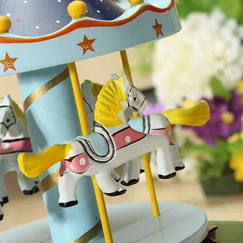 Svētī Animācijas Classic 4 Zirgs Iet Apaļas Muzikālie Karuseļi Lodziņā Klasiskās Ziemassvētku Bērns, Bērnu Dzimšanas Dienas Dāvana